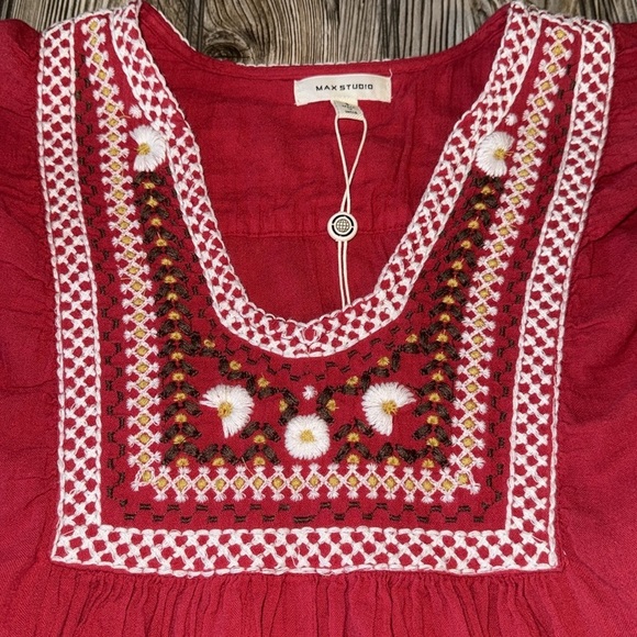 Max Studio shirt peasant style boho Red Embroidered short sleeve cotton NEW S - Picture 3 of 6